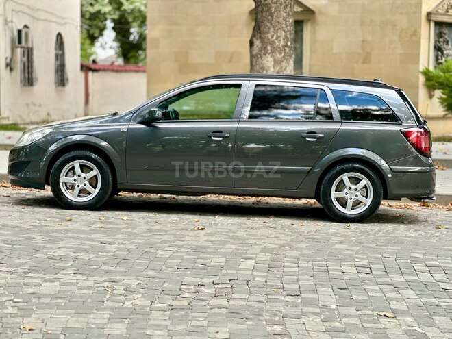 Opel Astra 2009, 202,000 km - 1.4 l - İsmayıllı