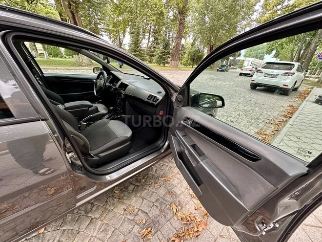 Opel Astra 2009, 202,000 km - 1.4 l - İsmayıllı