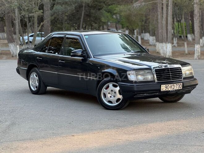 Mercedes E 230 1992, 324,000 km - 2.3 l - Sumqayıt