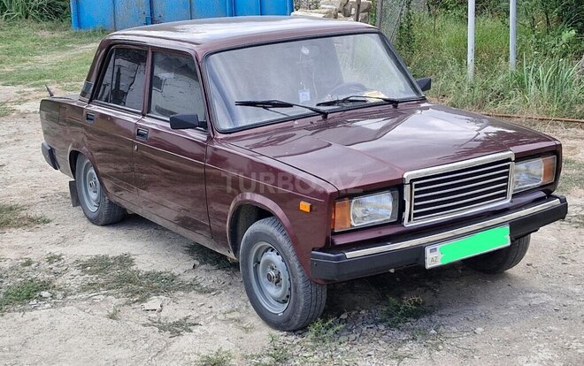 LADA (VAZ) 2107 2007, 168,000 km - 1.6 л - Salyan