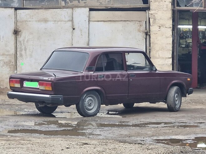 LADA (VAZ) 2107 2007, 168,000 km - 1.6 л - Salyan
