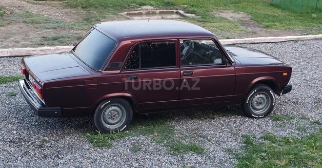 LADA (VAZ) 2107 2007, 168,000 km - 1.6 л - Salyan