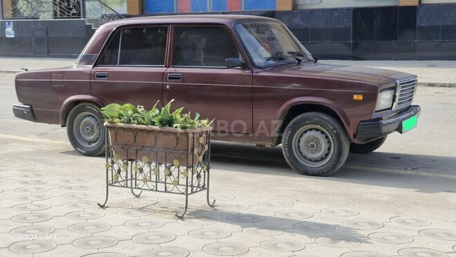 LADA (VAZ) 2107 2007, 168,000 km - 1.6 л - Salyan