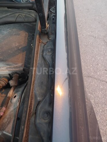 Mercedes E 270 2002, 234,674 km - 2.6 л - Bakı