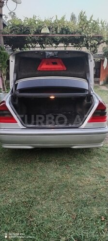 Mercedes C 180 1998, 350,200 km - 1.8 l - Yevlax