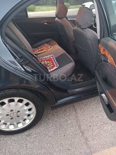 Mercedes E 270 2002, 234,674 km - 2.6 л - Bakı