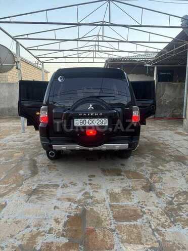 Mitsubishi Pajero 2008, 185,376 km - 3.0 л - Bakı