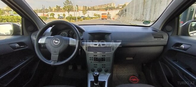 Opel Astra 2009, 218,000 km - 1.4 l - Bakı