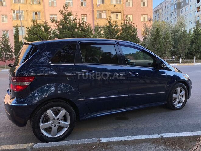 Mercedes B 170 2008, 165,000 km - 1.7 l - Sumqayıt