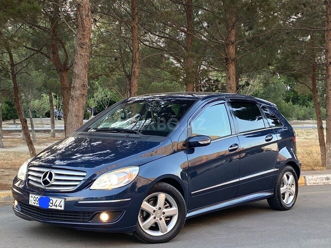 Mercedes B 170 2008, 165,000 km - 1.7 l - Sumqayıt