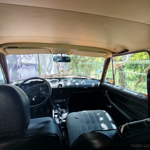 LADA (VAZ) 2106 1984, 250,000 km - 1.3 л - Salyan