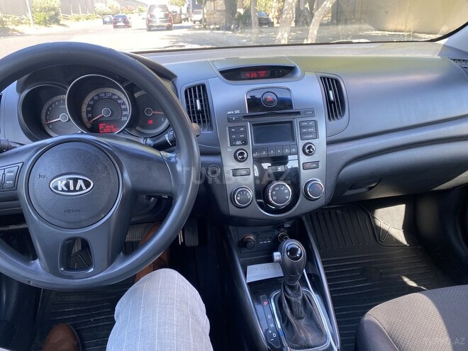 Kia Cerato 2011, 320,000 km - 1.6 l - Bakı