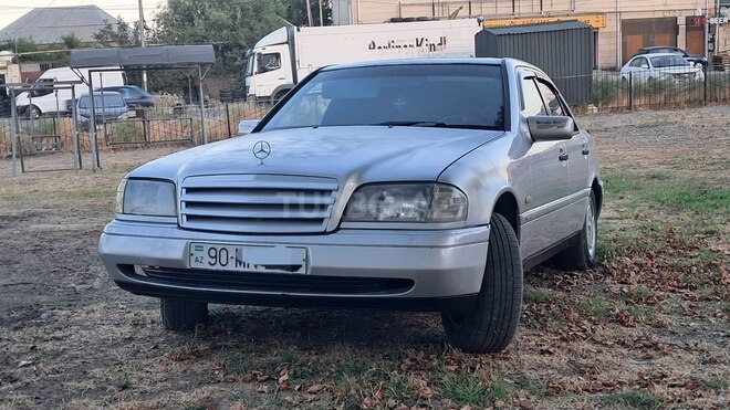 Mercedes C 220 1994, 320,000 km - 2.2 л - Bakı