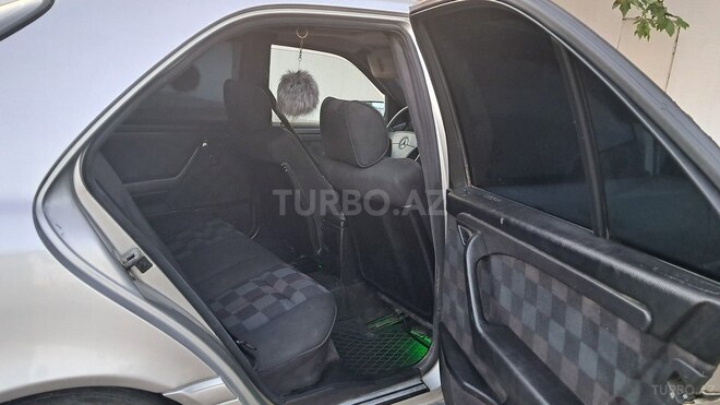 Mercedes C 220 1994, 320,000 km - 2.2 л - Bakı