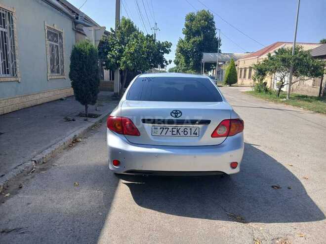 Toyota Corolla 2008, 490,000 km - 1.4 l - Gəncə