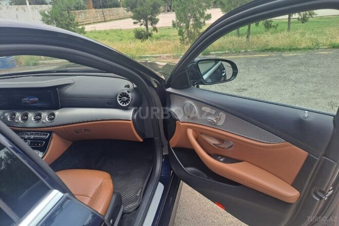 Mercedes E 200 d 2016, 186,000 km - 2.0 л - Sabirabad