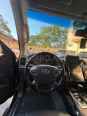 Toyota Land Cruiser 2013, 107,000 km - 4.0 l - Bakı