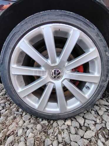 Volkswagen Passat CC-10
