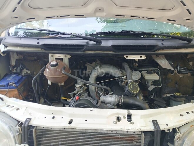 Ford Transit-18