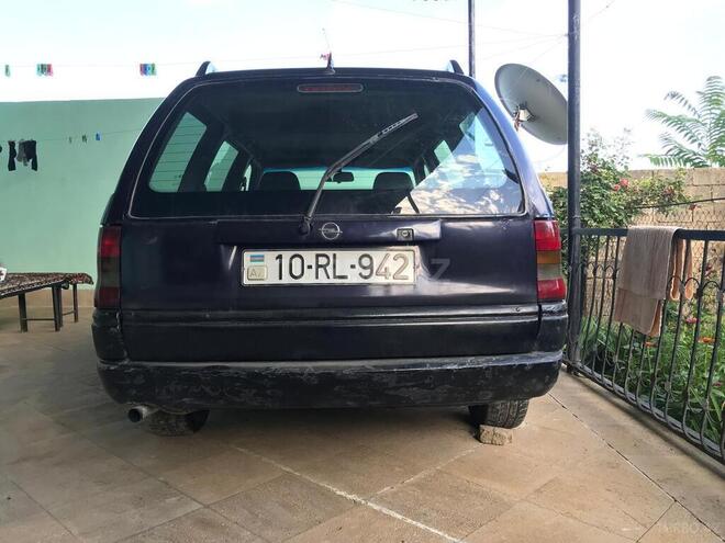 Opel Astra 1995, 300,000 km - 1.6 l - Şamaxı