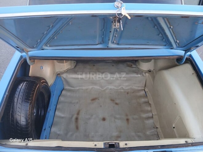 LADA (VAZ) 2106 1991, 450,000 km - 1.6 l - Qax