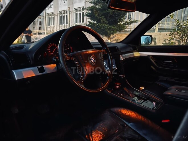 BMW 730 2001, 367,000 km - 2.9 l - Bakı