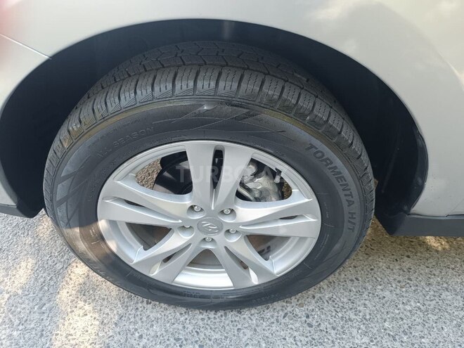Hyundai Santa Fe 2010, 184,000 km - 2.0 л - Bakı