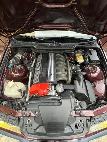 BMW 320 1994, 560,000 km - 2.0 l - Bakı