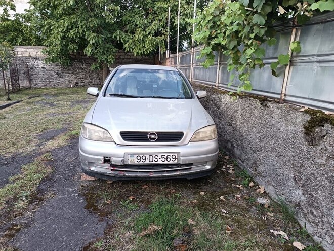 Opel Astra 2002, 80,000 km - 1.6 l - Zaqatala