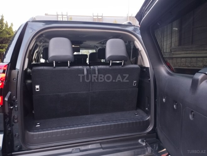 Toyota Land Cruiser Prado-13