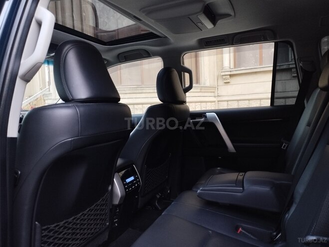 Toyota Land Cruiser Prado-14