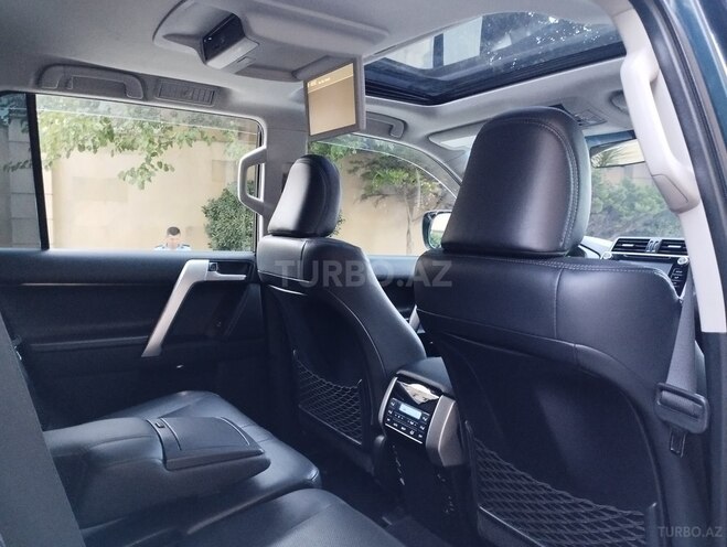 Toyota Land Cruiser Prado 2019, 119,000 km - 3.0 l - Bakı