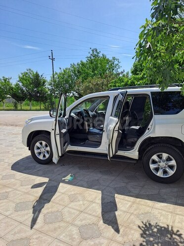Toyota Land Cruiser Prado 2013, 155,000 km - 2.7 л - Salyan