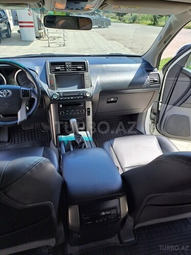 Toyota Land Cruiser Prado 2013, 155,000 km - 2.7 л - Salyan