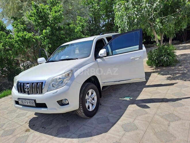 Toyota Land Cruiser Prado 2013, 155,000 km - 2.7 л - Salyan