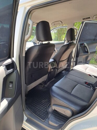 Toyota Land Cruiser Prado 2013, 155,000 km - 2.7 л - Salyan