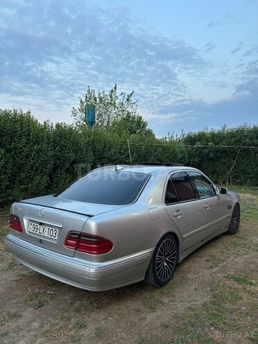 Mercedes E 240 2000, 311,000 km - 2.6 l - Cəlilabad