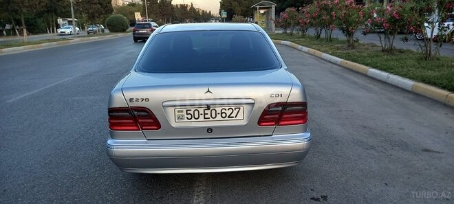 Mercedes E 270 2000, 280,000 km - 2.7 l - Sumqayıt