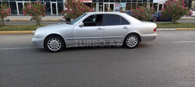 Mercedes E 270 2000, 280,000 km - 2.7 l - Sumqayıt