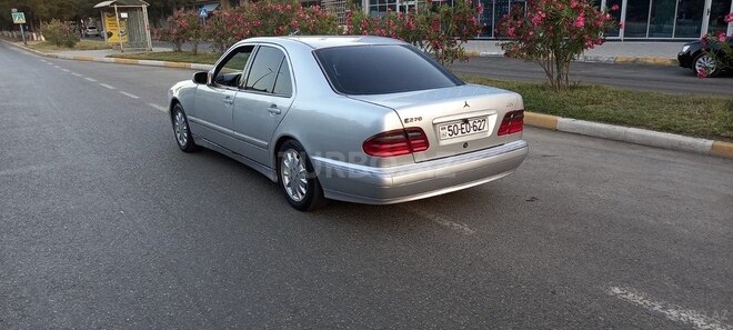 Mercedes E 270 2000, 280,000 km - 2.7 l - Sumqayıt