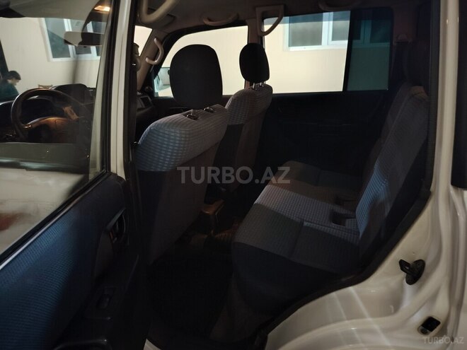 Mitsubishi Pajero io 2002, 268,000 km - 1.8 l - Quba