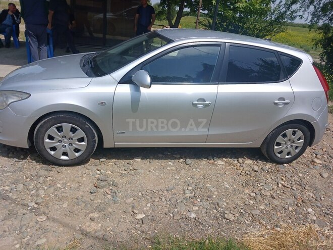 Hyundai i30-2
