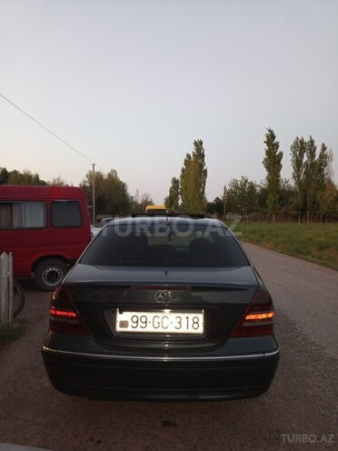 Mercedes C 220 d 2001, 253,381 km - 2.2 л - İmişli