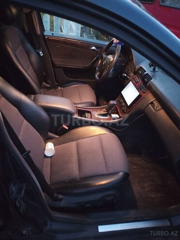 Mercedes C 220 d 2001, 253,381 km - 2.2 л - İmişli