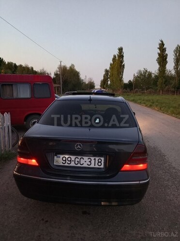 Mercedes C 220 d 2001, 253,381 km - 2.2 л - İmişli