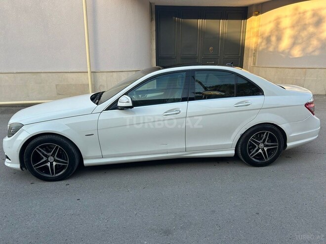 Mercedes C 350 2007, 243,000 km - 3.5 l - Bakı