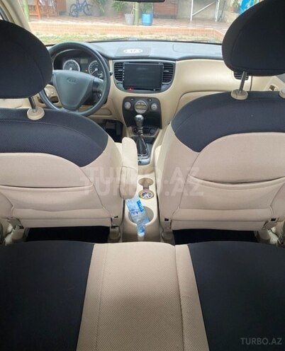 Kia Rio 2006, 394,000 km - 1.5 l - Quba