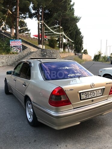 Mercedes C 240 1998, 349,094 km - 2.4 l - Qax