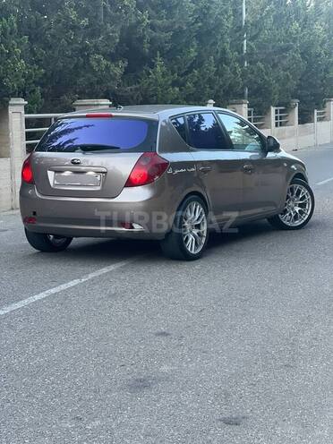 Kia Ceed 2008, 300,000 km - 1.6 л - Bakı
