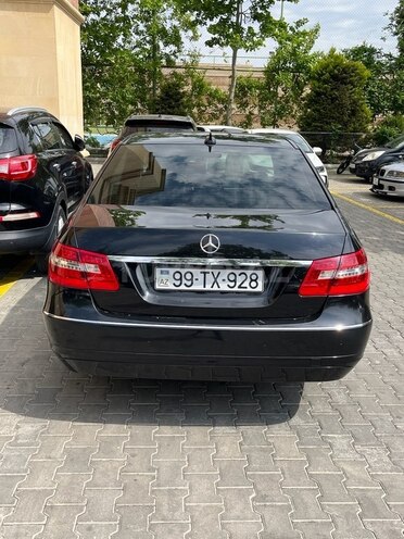 Mercedes E 220 d 2011, 245,000 km - 2.1 l - Bakı